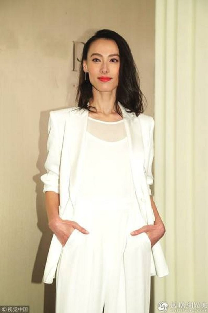 9d2948d884860d5a37835e7de16f623028eb3db1w683h1024-153205580480060918245-1200295 9