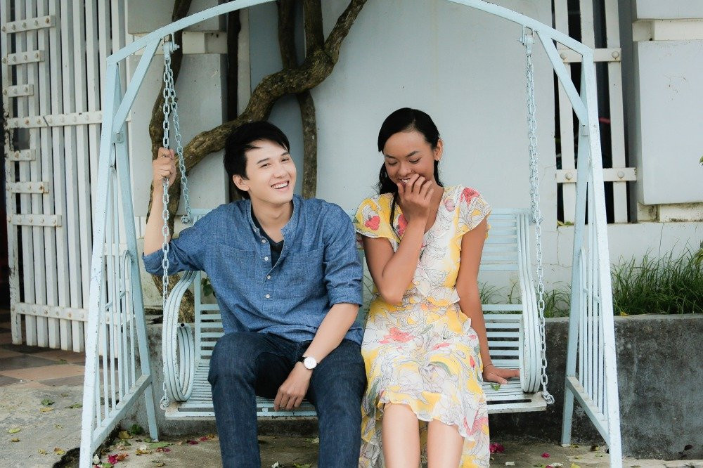 Mai Ngo (trong vai Mi Ngor) và Khac Minh (trong vai Thiet)3