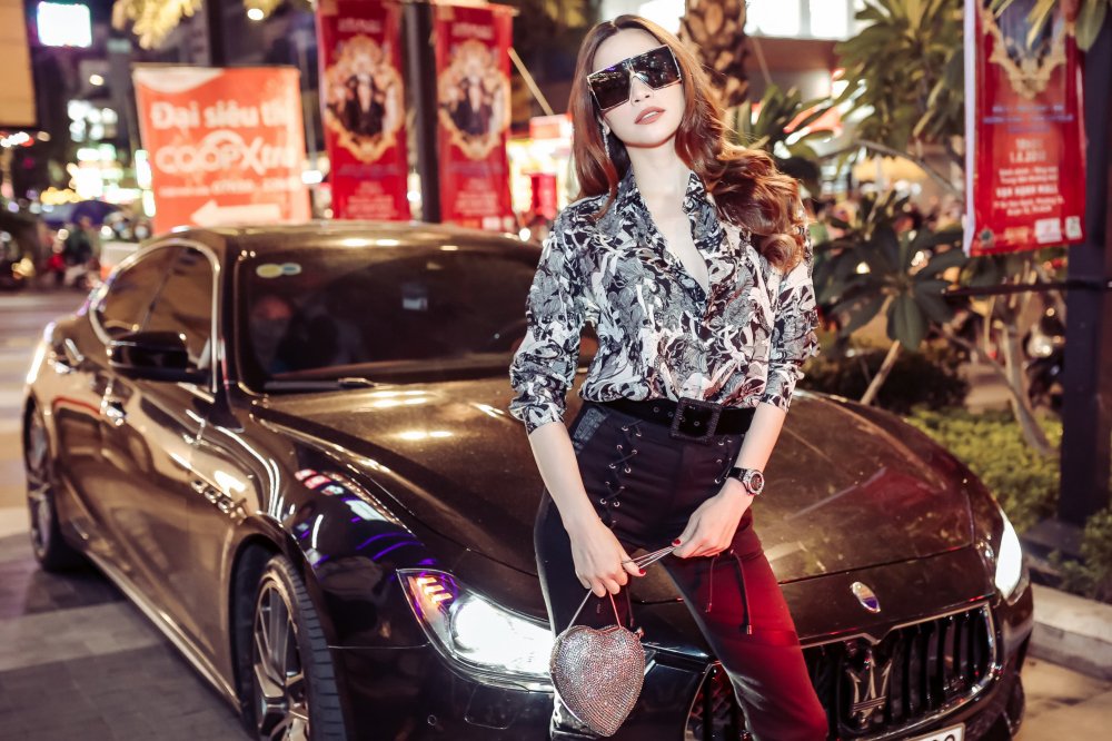 MV HELLO (51) 8