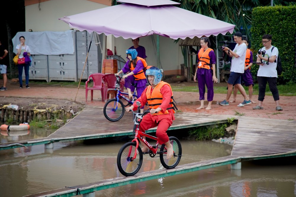 05 GIN TUAN KIET - HAN SARA THAM GIA CAC TRO CHOI TAI KHU DU LICH SINH THAI (10) 7