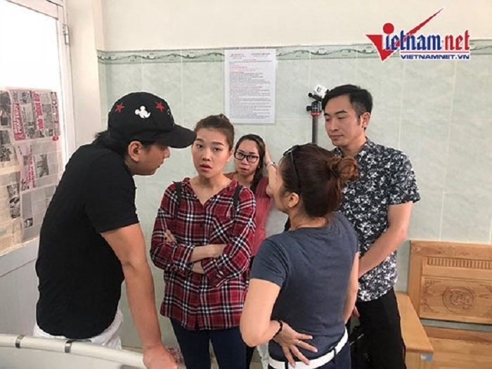 con-gai-mai-phuong-vao-vien-don-sinh-nhat-ben-me-9 5