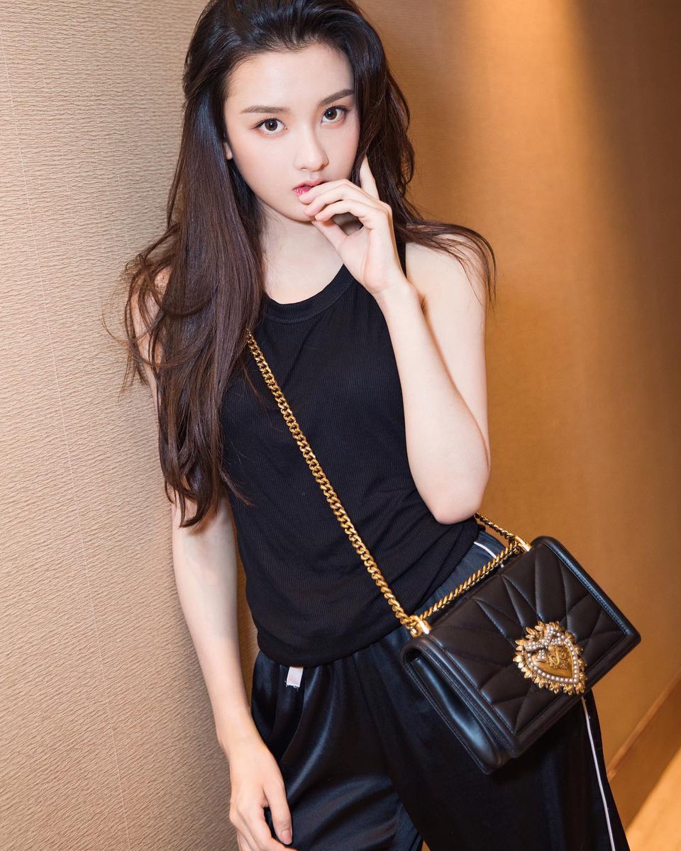 'Na Tra' Tong To Nhi - than tien ty ty 20 tuoi cua Trung Quoc hinh anh 8