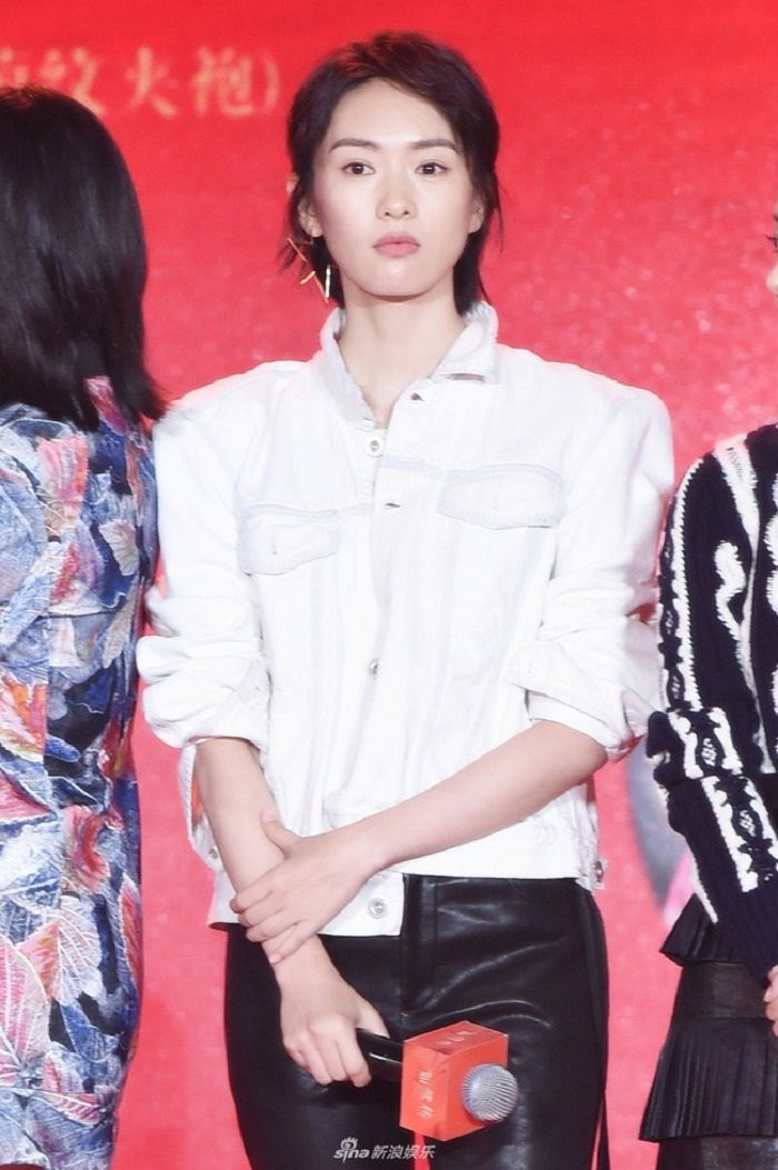 4mdhivtsyi577984415363453823201594724140-1903094 16