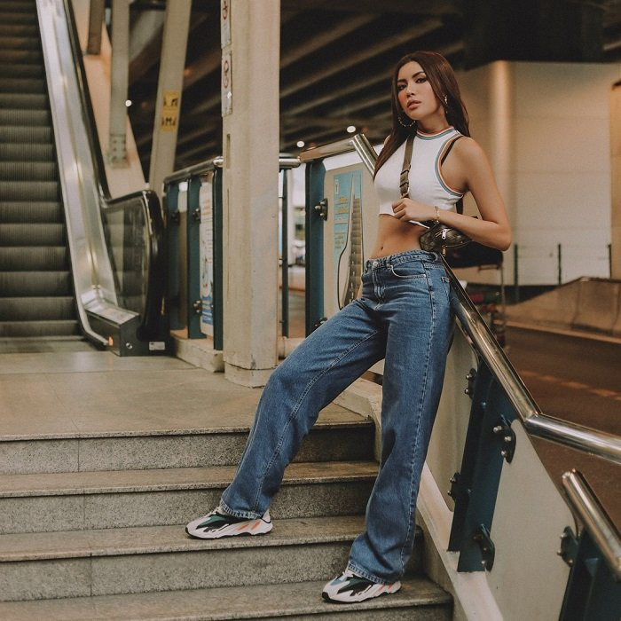 sao Viet mang sneaker tho kech (4) 3