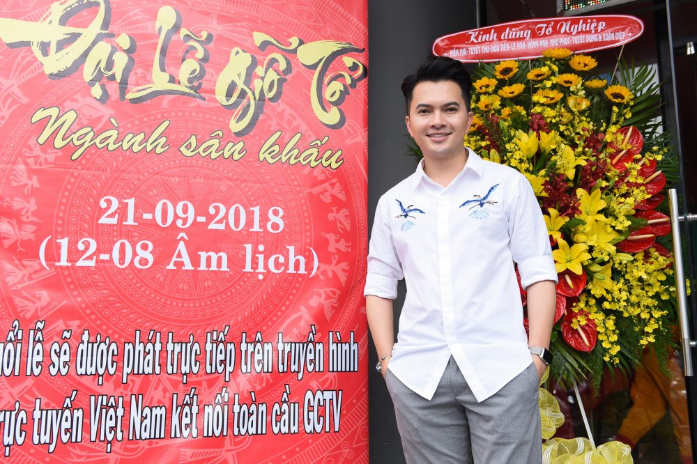 gio to o san khau hong van (6)