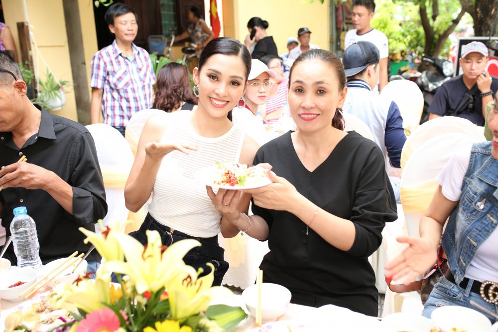 hh tieu vy ve que (3)