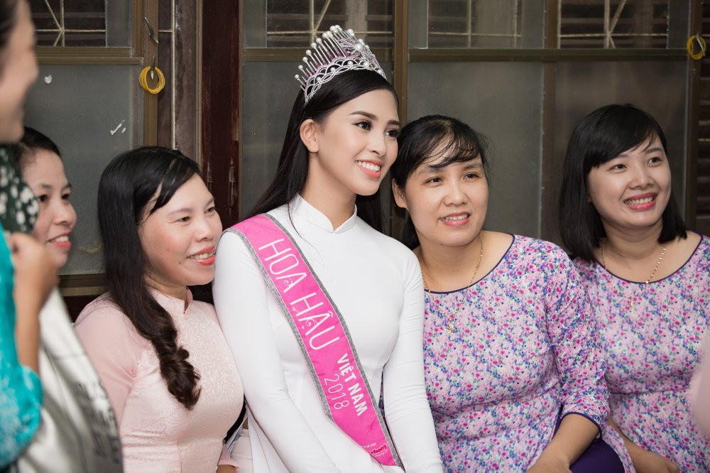 tieu vy ve tham truong cu (10) 9