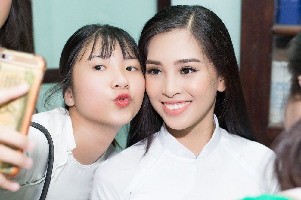 tieu vy ve tham truong cu (11) 11