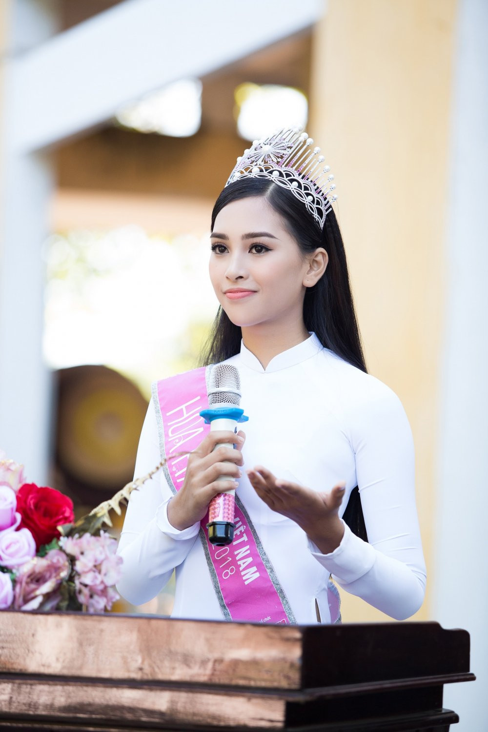 tieu vy ve tham truong cu (2)