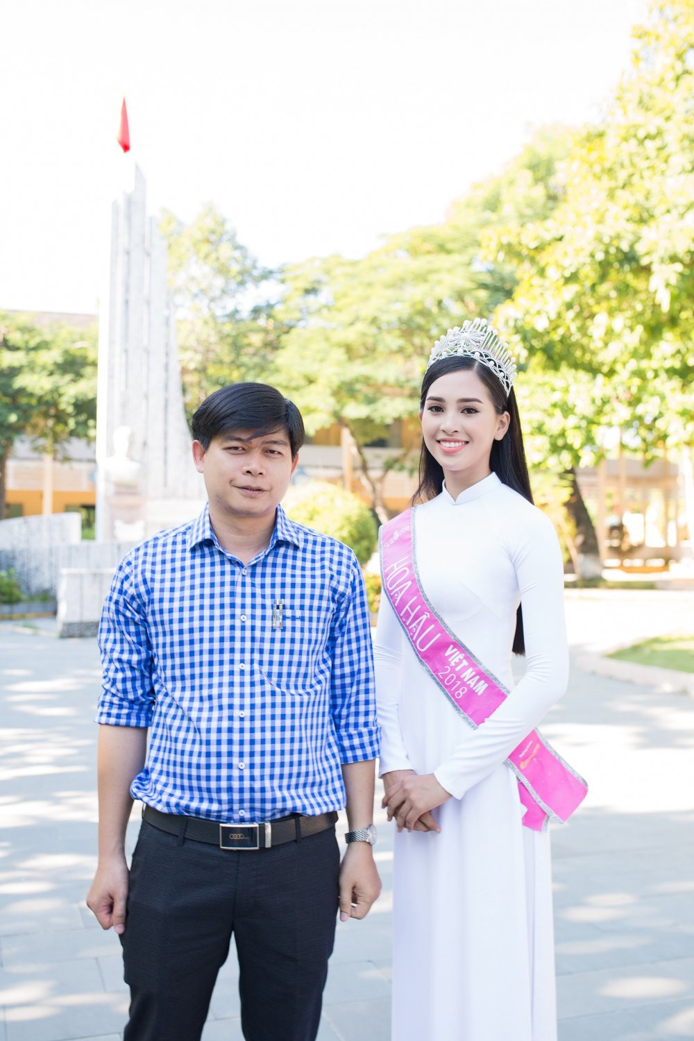 tieu vy ve tham truong cu (7) 7