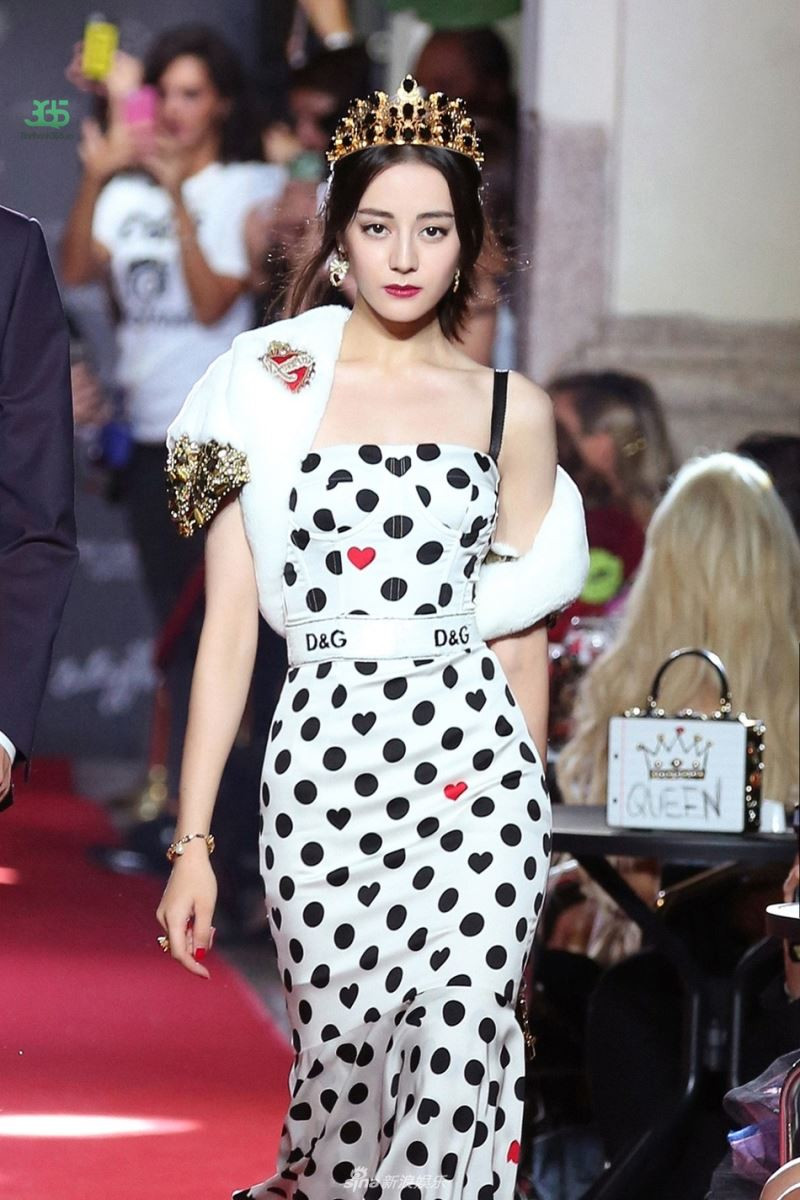 nhan sac dich le nhiet ba (9) 8