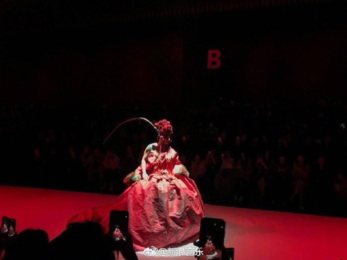 nhi thai tran chi bang phan cam (11) 9