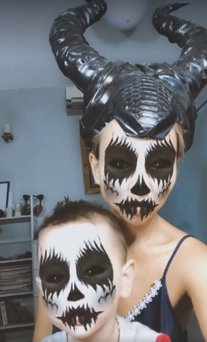 sao viet hoa trang halloween (1)