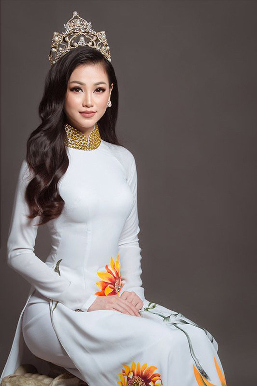 nhan sac tan hoa hau phuong khanh (10) 9