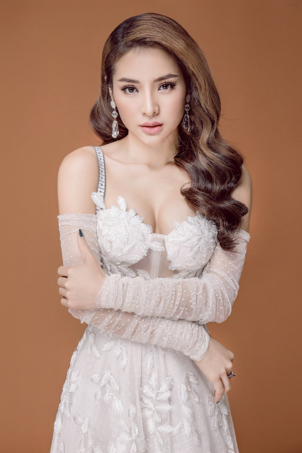 phuong trinh jolie (2)