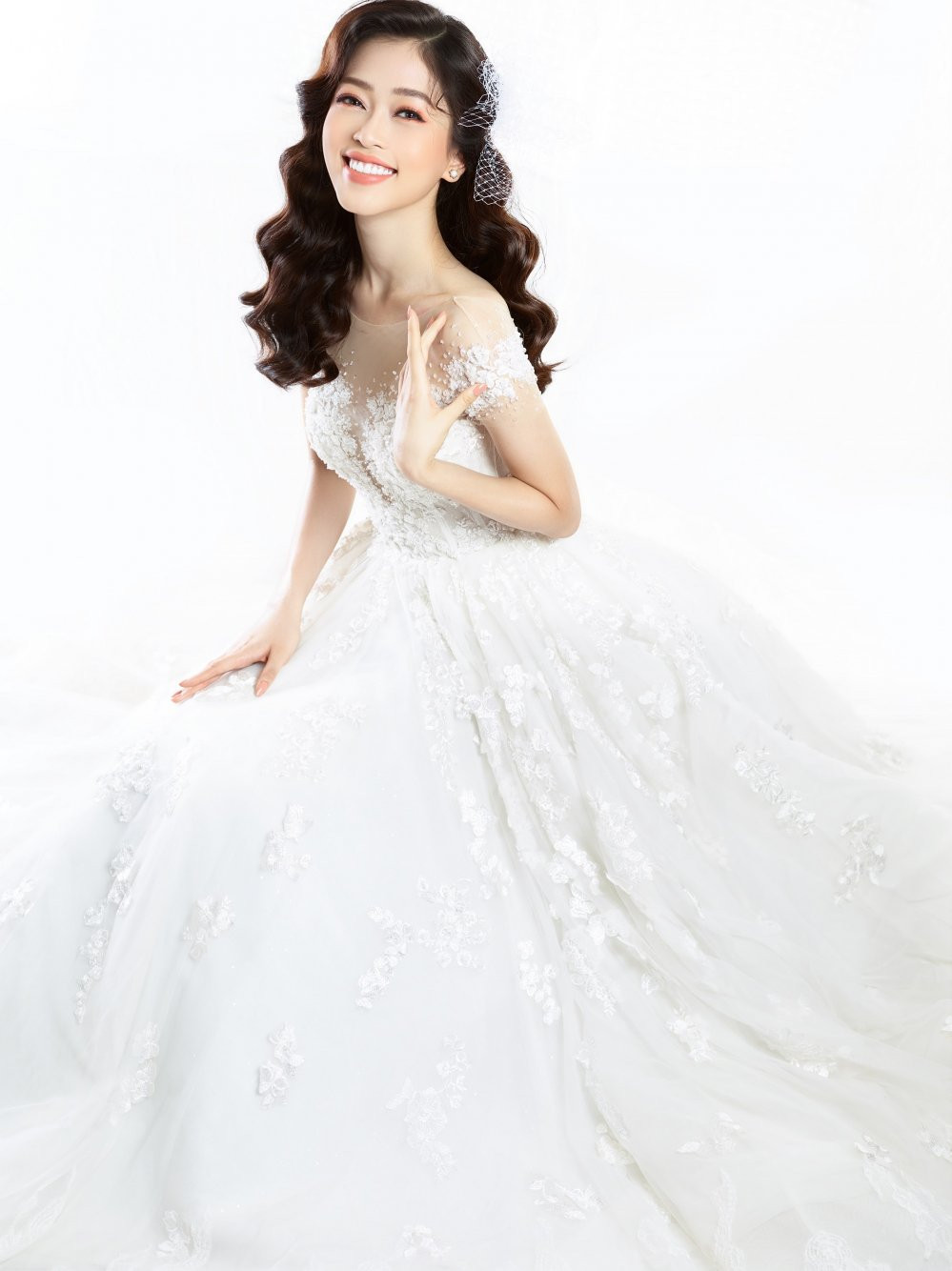 a hau phuong nga dien ao cuoi (2)