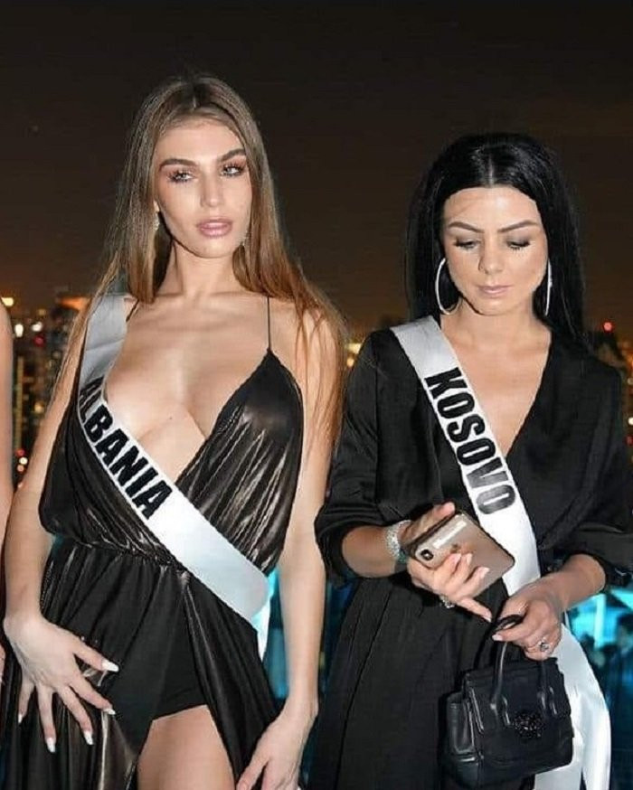 on ao cua hoa hau hoan vu (1)