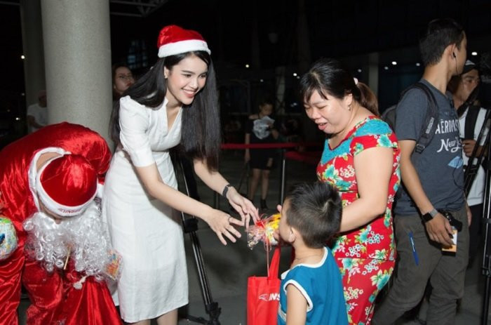 tieu vy thuy an di tu thien (2) 3