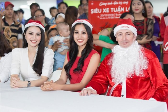 tieu vy thuy an di tu thien (5) 7