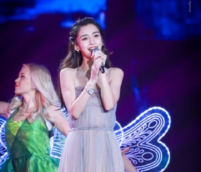 su co cua sao hoa ngu tren san khau (2) 3