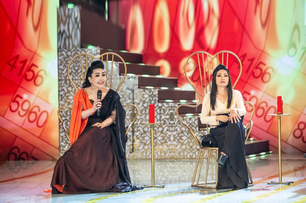 Giam khao KIEU OANH 4