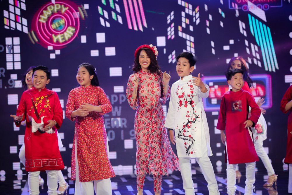 02 BAO ANH & TEAM THE VOICE KIDS (7) 3
