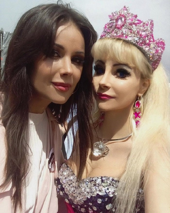 doi thu cua le au ngan anh (7) 7