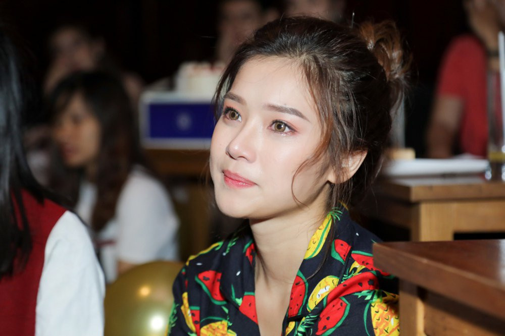 Hoang Yen Chibi - Bai hat dau tien toi viet1