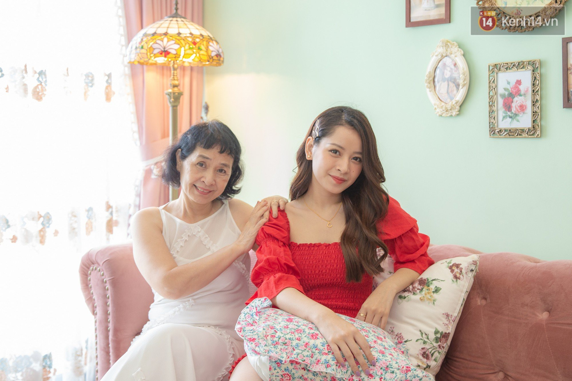 Chi Pu và cái Tết đầu tiên trong căn hộ mới tậu đậm chất phương Tây cổ, thiết kế đẹp như “cổ tích” tại TP.HCM - Ảnh 4.