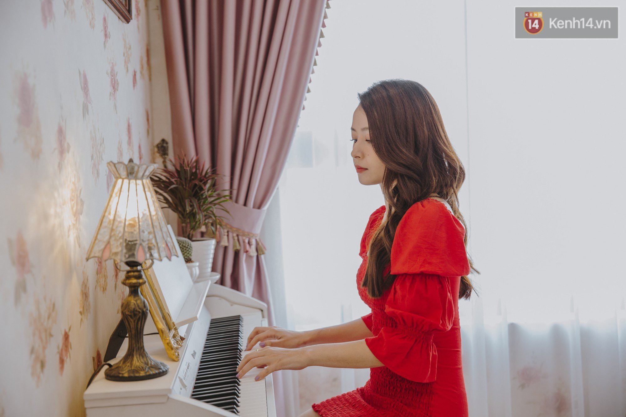 Chi Pu và cái Tết đầu tiên trong căn hộ mới tậu đậm chất phương Tây cổ, thiết kế đẹp như “cổ tích” tại TP.HCM - Ảnh 10.