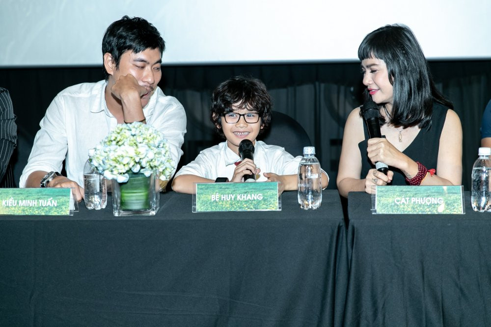 cat phuong kieu minh tuan (1)