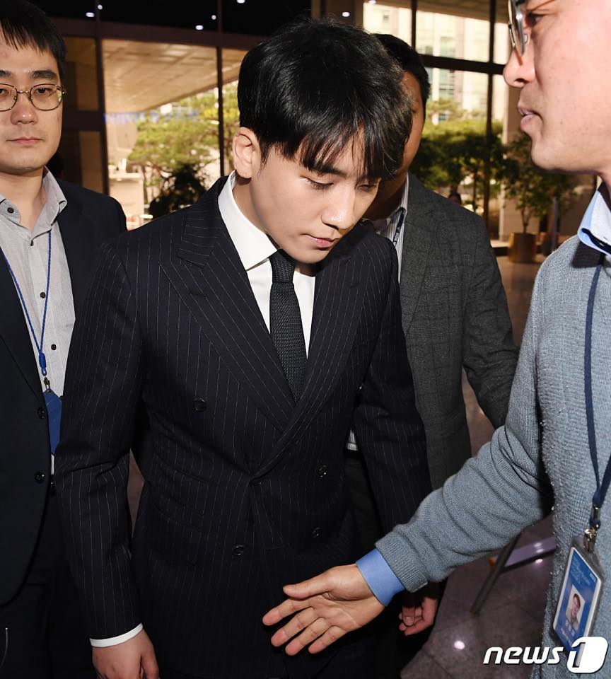 seungri trinh dien canh sat (7) 7