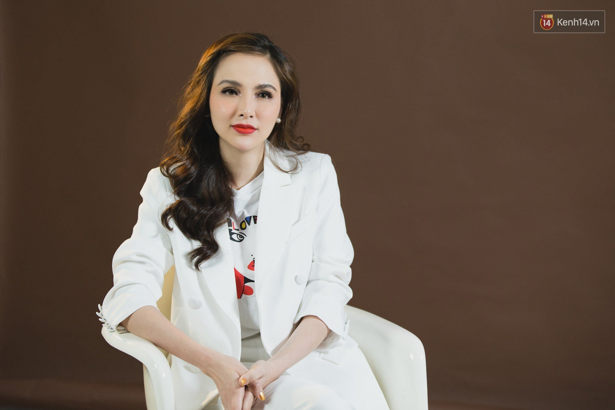 Diễm Tôi chính thức nói về tin đồn ly hôn lần 2: Tôi không phải kiểu người nay chia tay mai lại dắt nhau đi biển làm trò cười! - Ảnh 2.