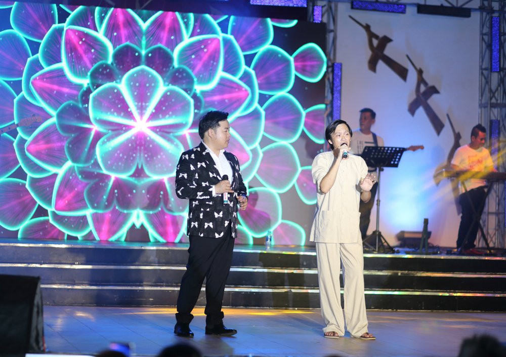 hoai-linh-song-ca-quang-le (1)