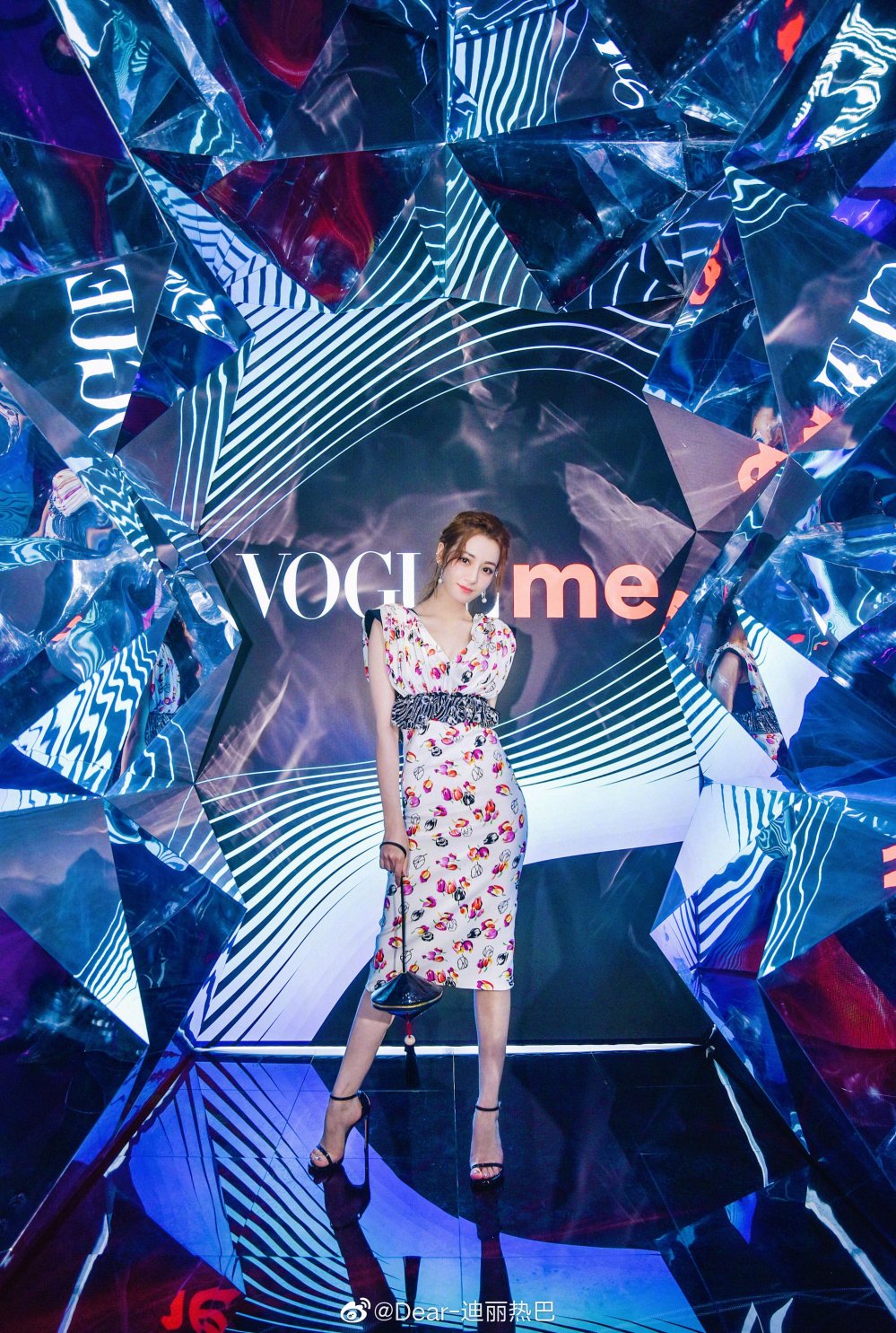 phatngoncuadichlenhietba (2) 5