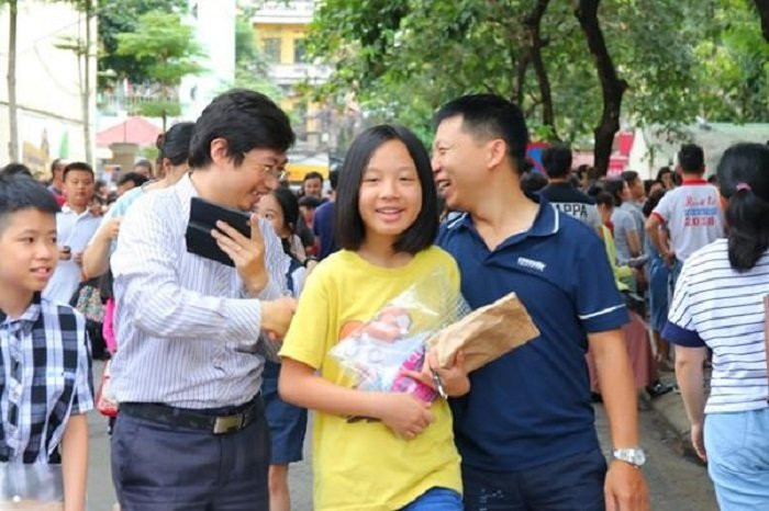 thisinhthitruongngoaingu (2)