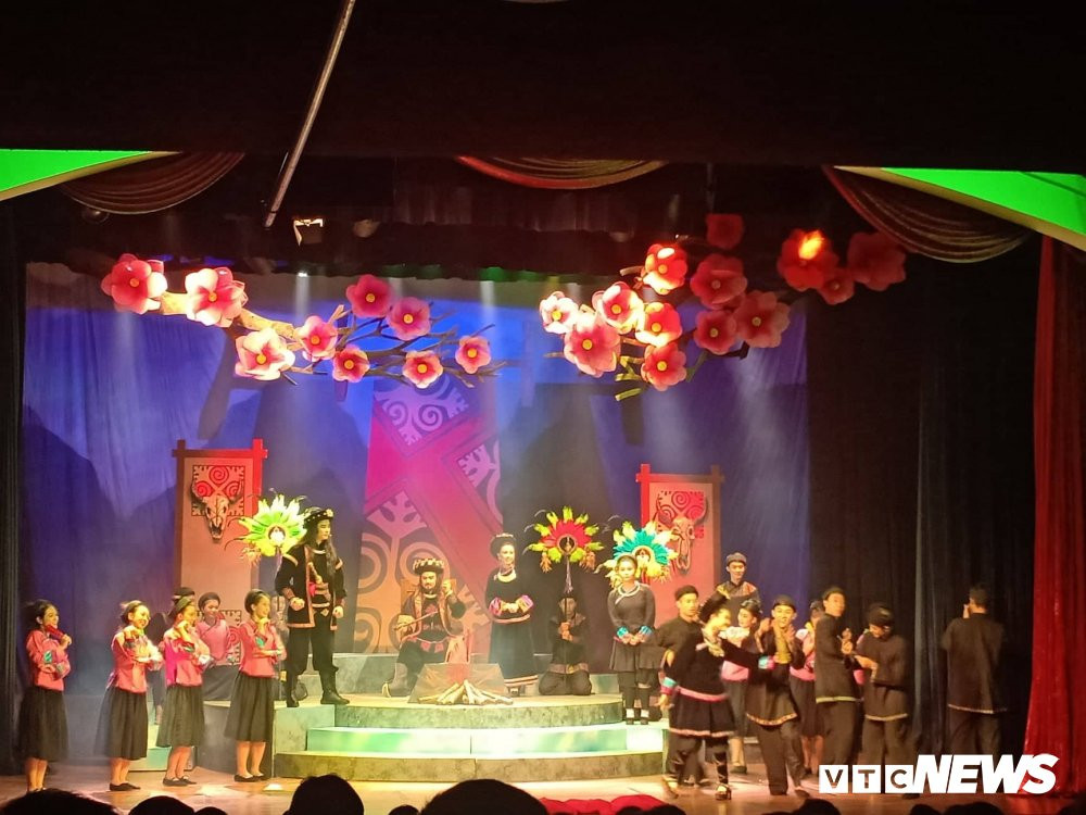 chuyentinhkhauvai (2)