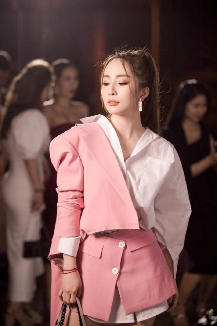 quynhngavenhadicon (1)