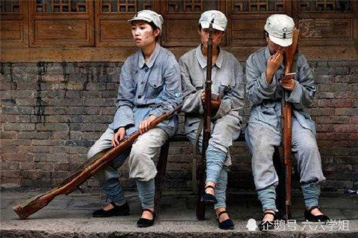 dienvienquanchungotrungquoc (1) 12