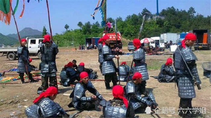 dienvienquanchungotrungquoc (10) 21