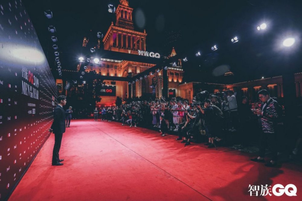 nghesitrungquoctrenthamdo (2) 3