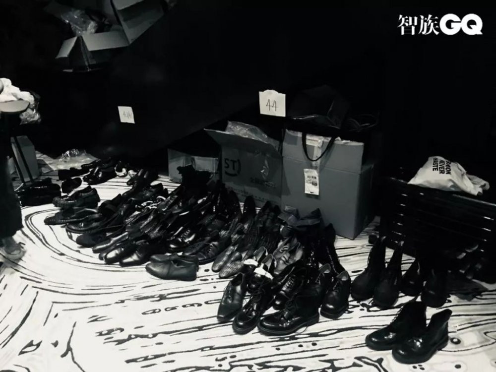 nghesitrungquoctrenthamdo (4)