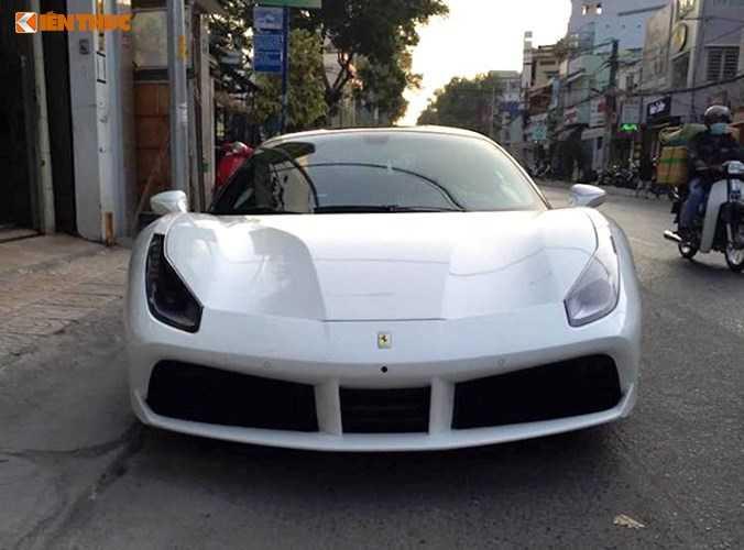 cuong-do-la-cuoi-them-bo-doi-sieu-xe-gan-40-ty-hinh-8