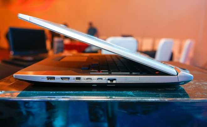 Laptop 130 triệu đồng được trang bị tản nhiệt nước