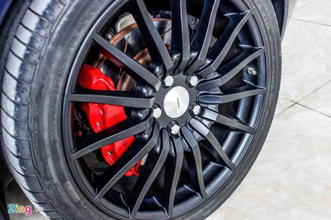 Aston Martin DB9 - sieu xe vang bong mot thoi tai Viet Nam hinh anh 10