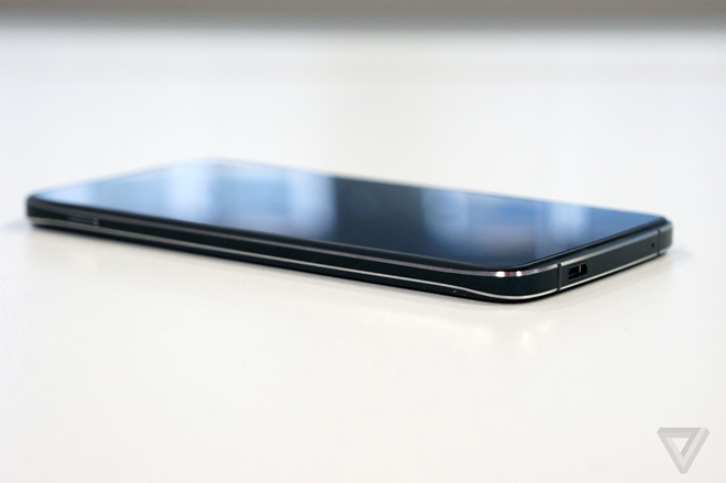 Anh thuc te smartphone 'bao mat nhat the gioi' tu BlackBerry hinh anh 5