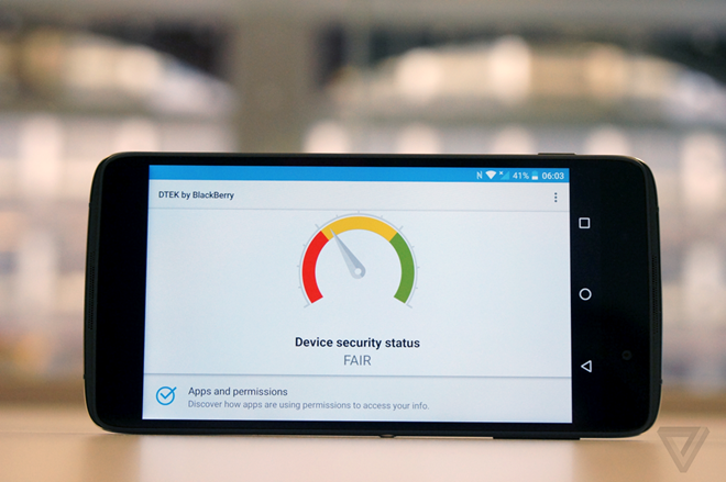 Anh thuc te smartphone 'bao mat nhat the gioi' tu BlackBerry hinh anh 9