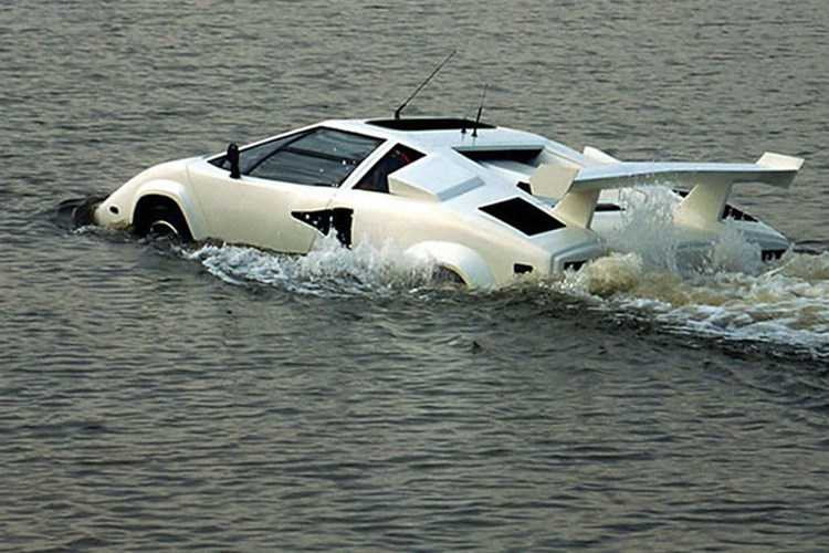 sieu-xe-lamborghini-biet-boi-gia-chi-560-trieu-dong