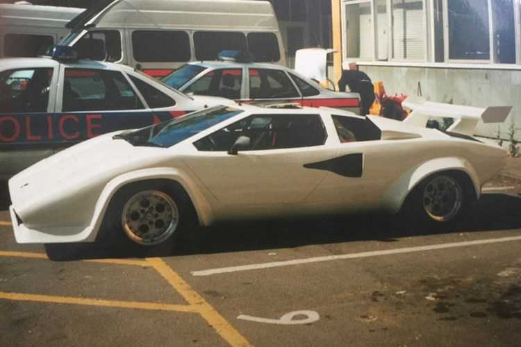 sieu-xe-lamborghini-biet-boi-gia-chi-560-trieu-dong-hinh-8