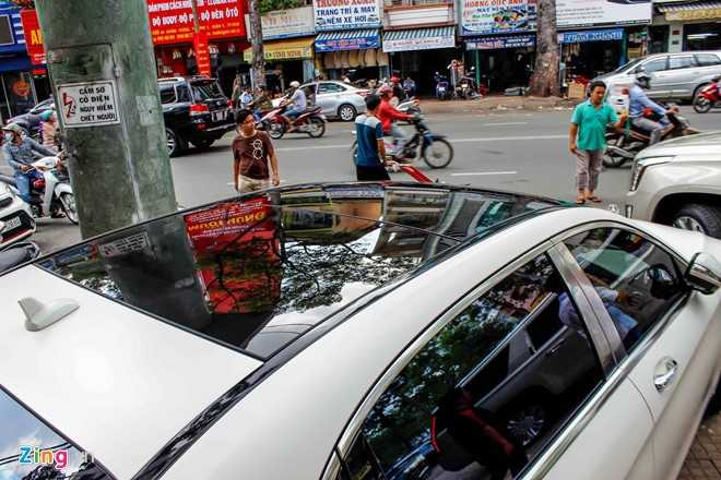 Xe sieu sang Maybach S600 trang mo do mam o Sai Gon hinh anh 8